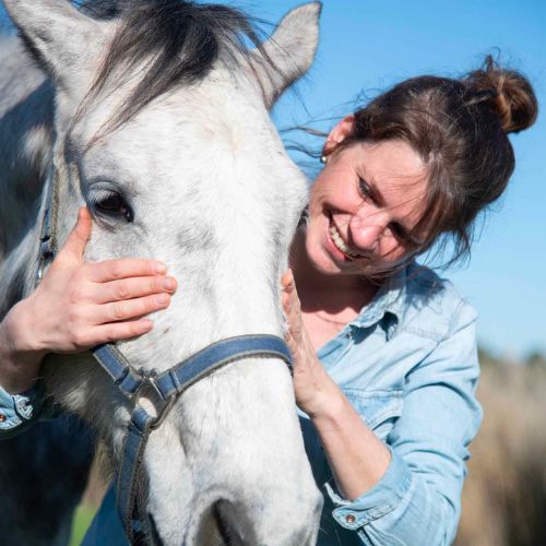 Ostéopathie animale Tessa Servian